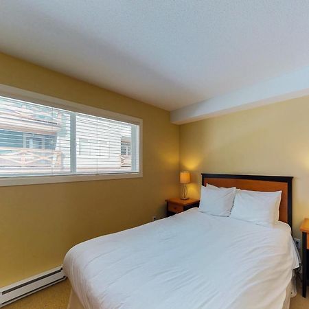 Trappers Crossing 28 Apartment Big White Ski Resort ภายนอก รูปภาพ