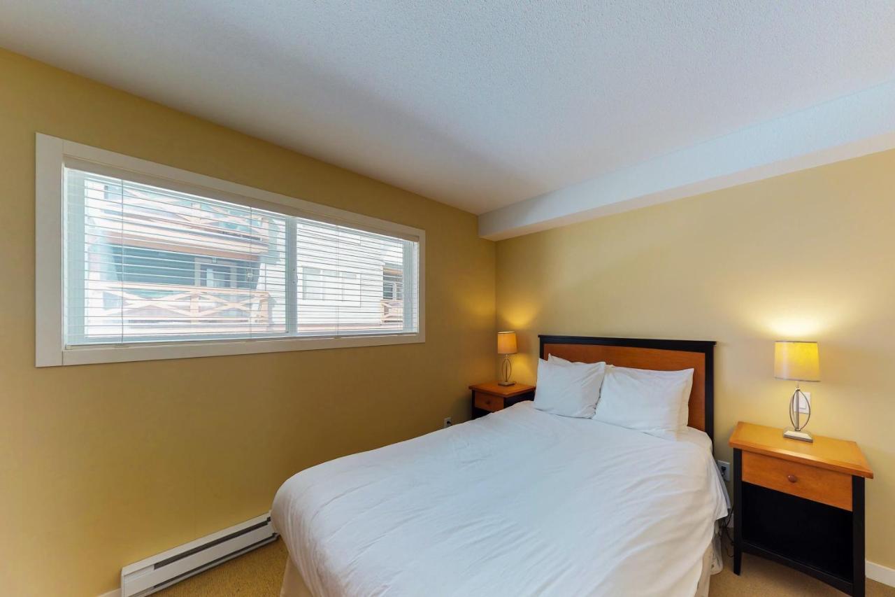 Trappers Crossing 28 Apartment Big White Ski Resort ภายนอก รูปภาพ