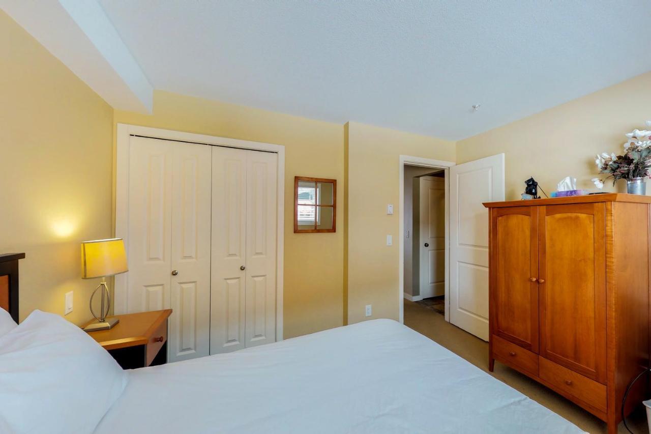 Trappers Crossing 28 Apartment Big White Ski Resort ภายนอก รูปภาพ